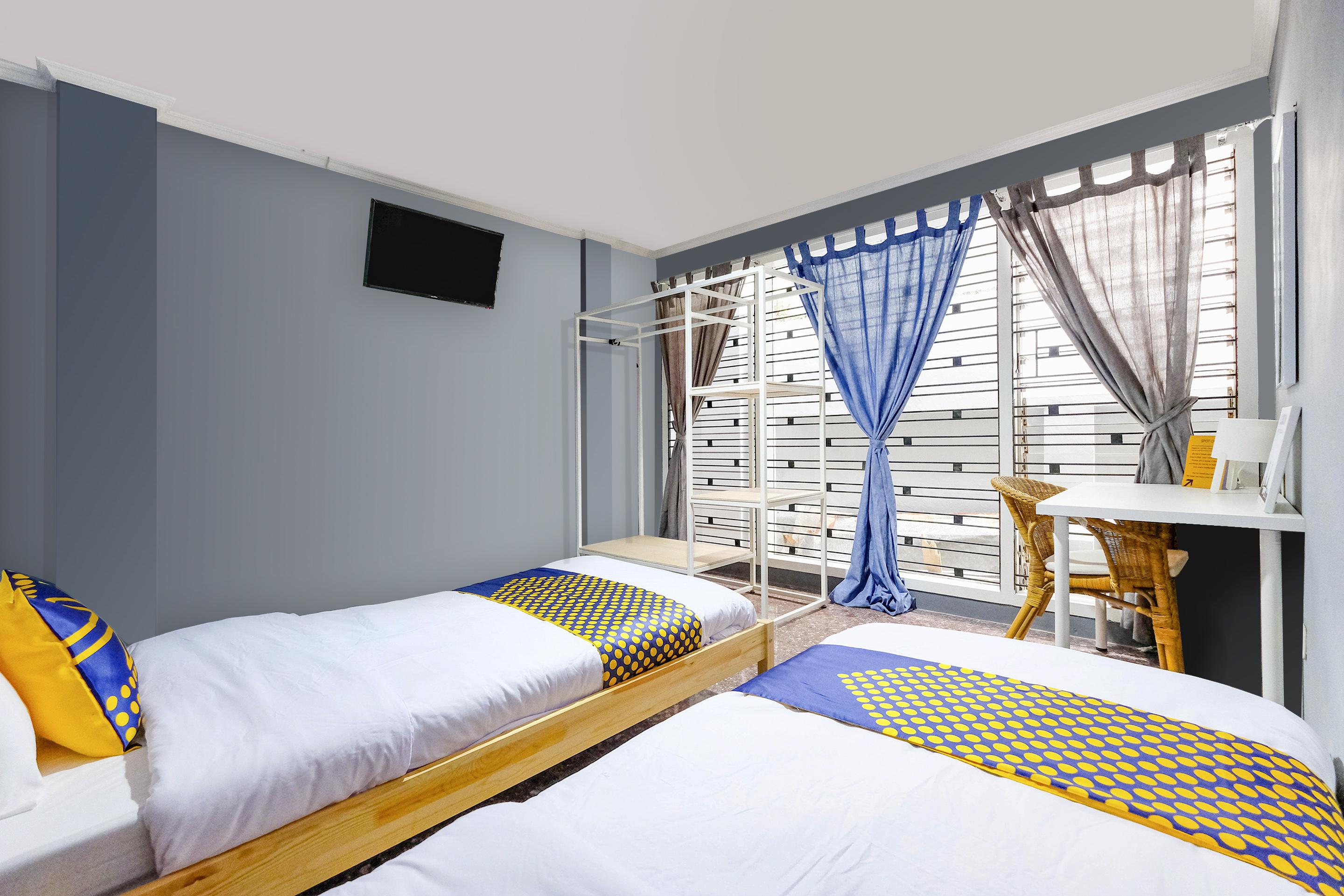 Spot On 2281 Omajo Hotell Semarang Eksteriør bilde