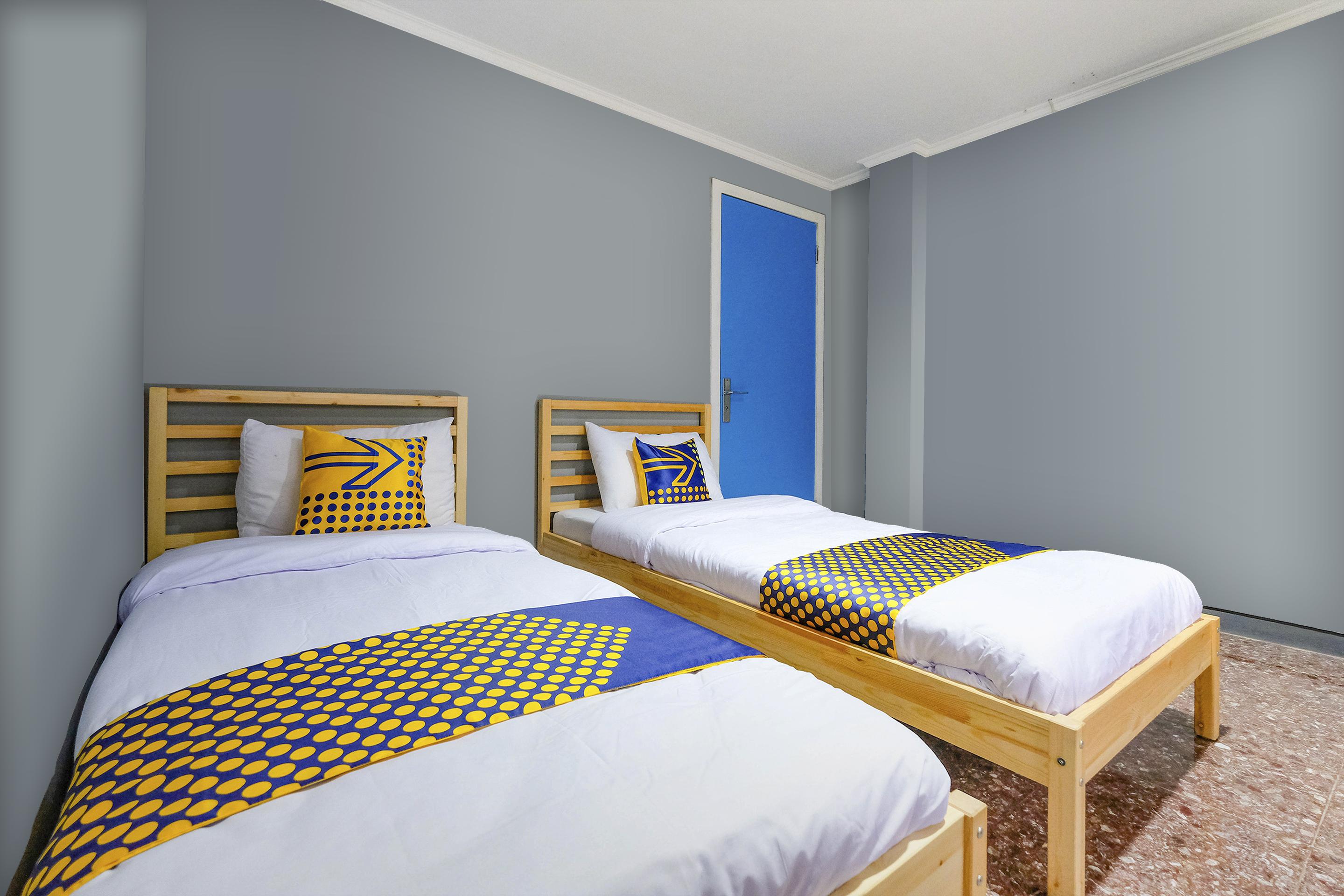 Spot On 2281 Omajo Hotell Semarang Eksteriør bilde