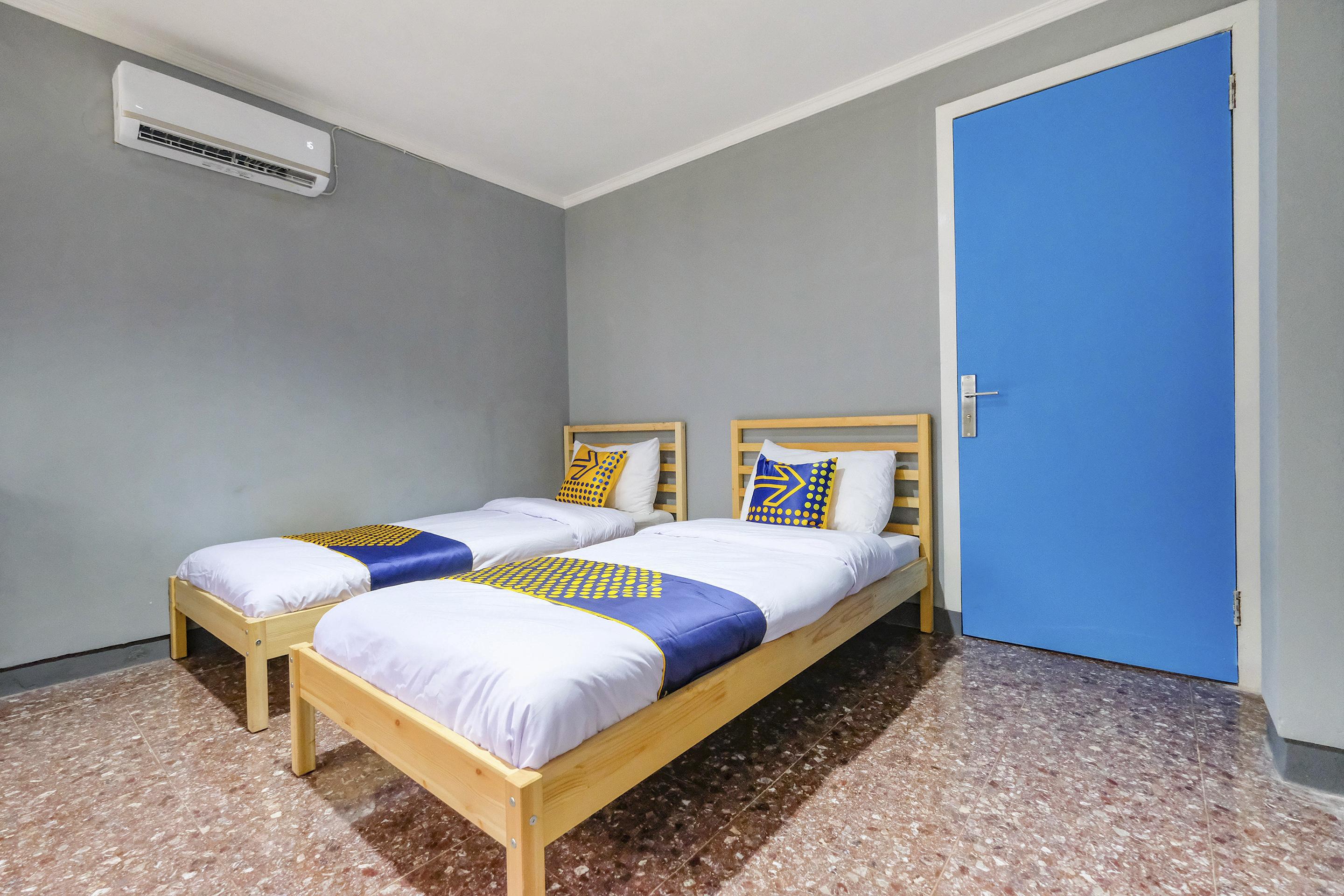 Spot On 2281 Omajo Hotell Semarang Eksteriør bilde