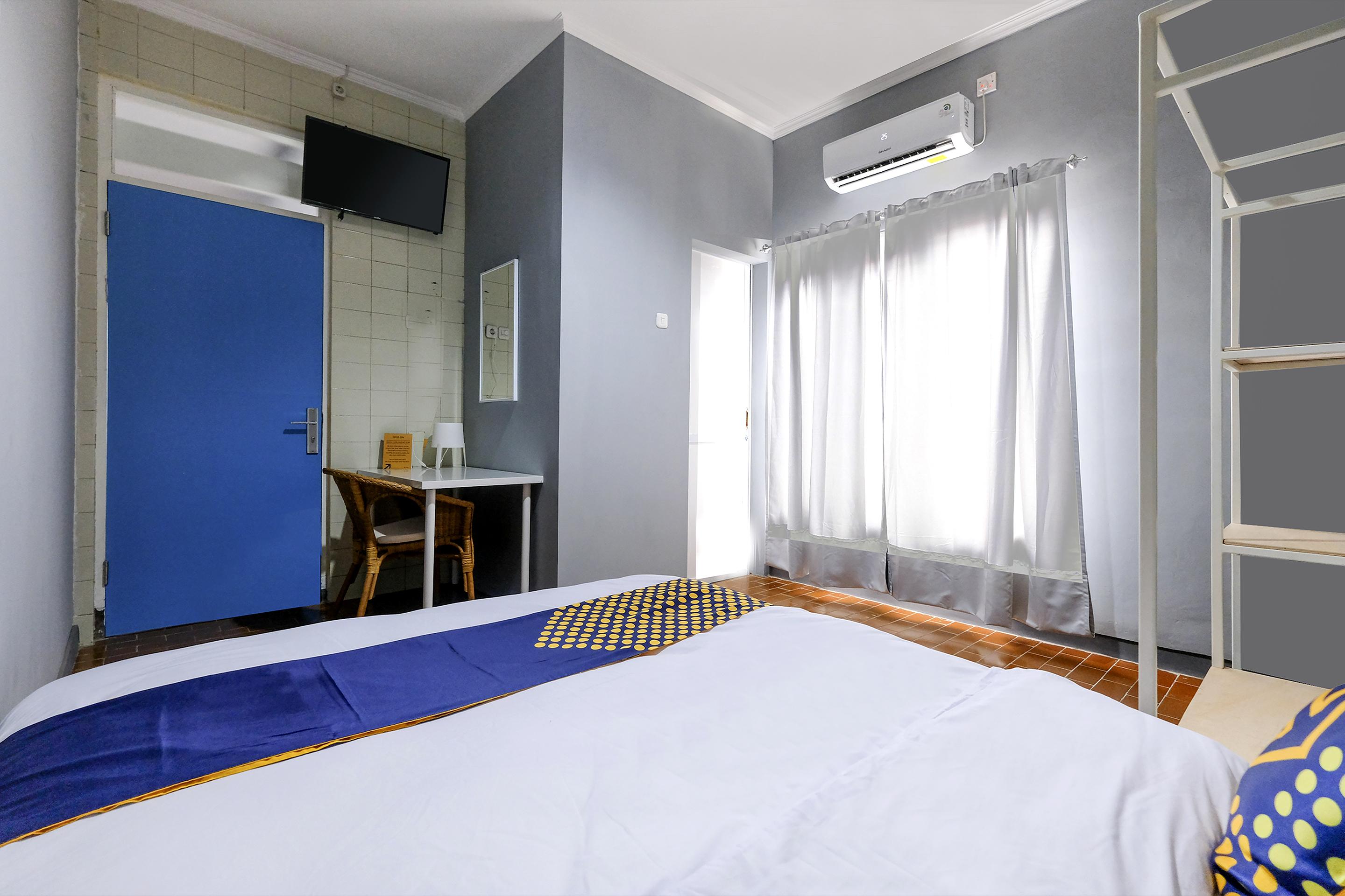 Spot On 2281 Omajo Hotell Semarang Eksteriør bilde