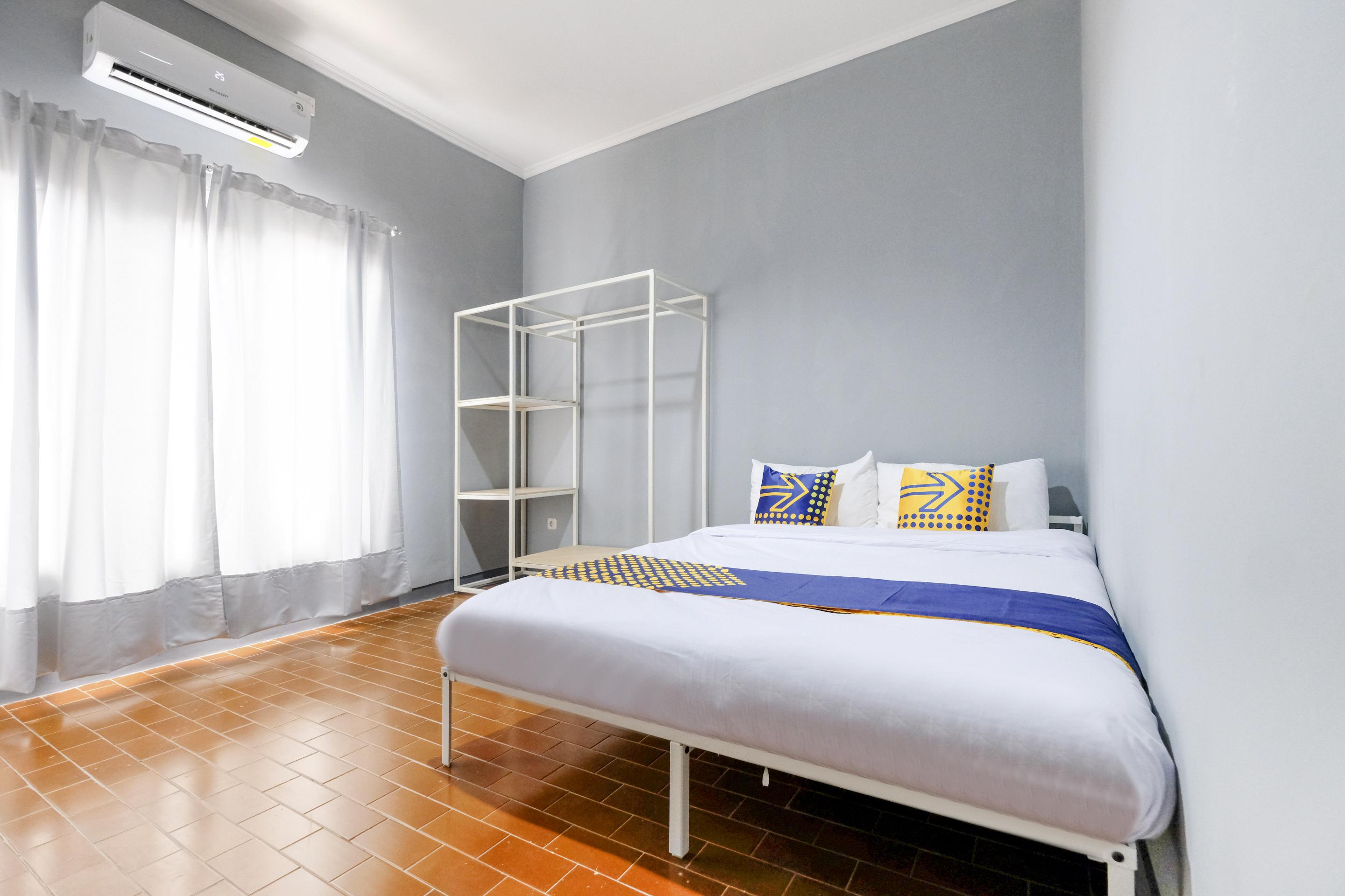 Spot On 2281 Omajo Hotell Semarang Eksteriør bilde